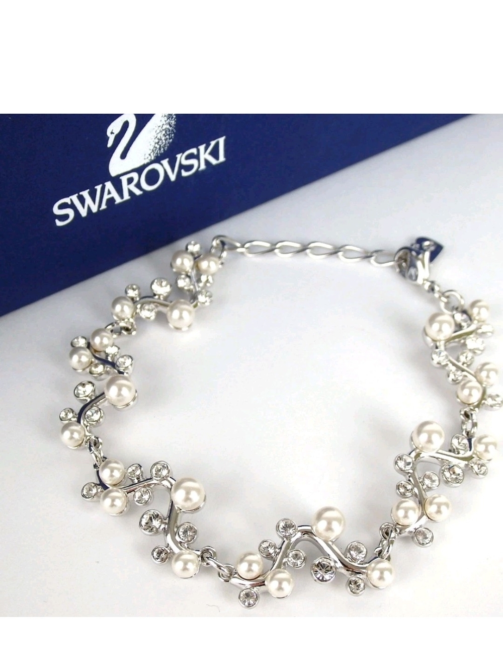 Swarovski Silver Pearl & Crystal Bracelet - White